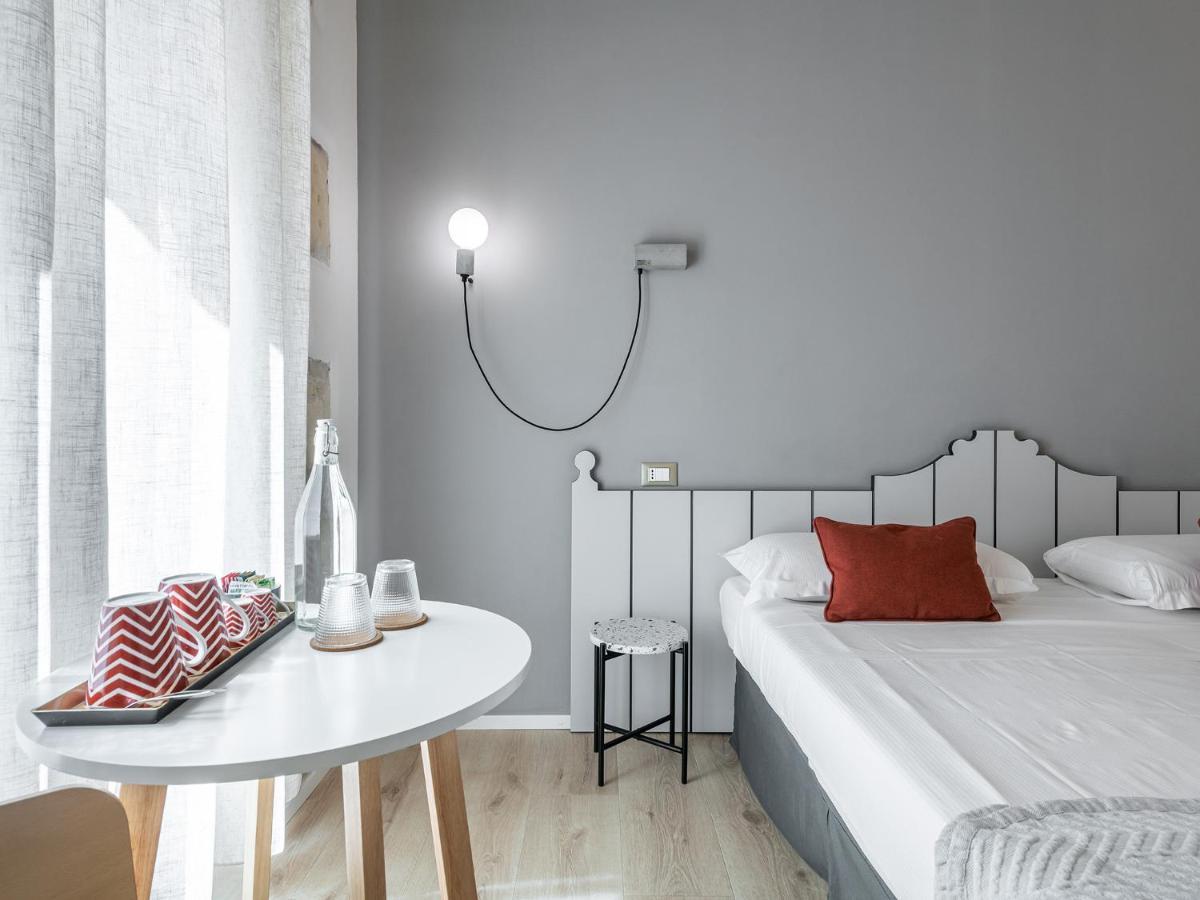 Orma Design Rooms - Historic Centre Кальяри Экстерьер фото